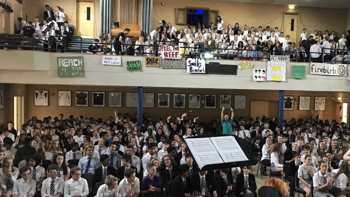 PatesHouses's tweet photo. Medley in full swing. Countdown for the team starts now. #BGPRY #Teamwork https://t.co/hGavSRsHNF