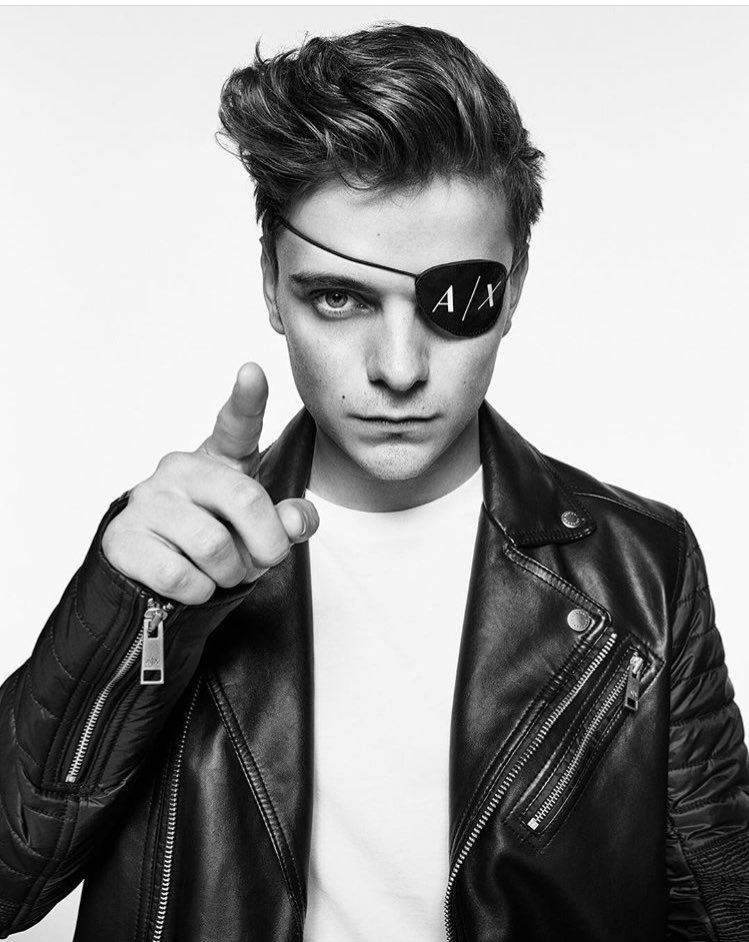 MGMexico_'s tweet photo. 🔲 @ArmaniExchange 🔲 https://t.co/mGxVBskgTW