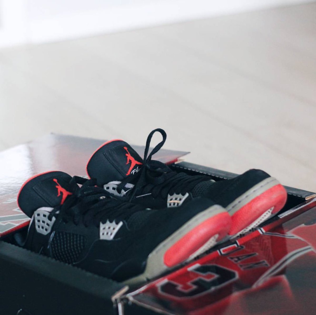 Only rocking with the classics
📷 By <a href="/RigouReus/">Reus Da 6'4''</a> 
#JustUnboxed