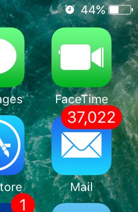 BoltPorras's tweet photo. 37,022 emails of "Streamer has gone live on twitch." Mostly @SconiLife #WorstThingInMyEmails https://t.co/avfxzoba4K