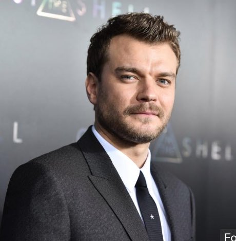twipser's tweet photo. Joshua Jackson &amp; Pilou Asbæk are doppelgangers, not Bam Mergera! #GameOfThrones #TheAffair #Eurongreyjoy @NME https://t.co/cMVgE86cLi