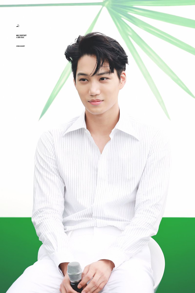 jonginnet's tweet photo. Young and Menace
https://t.co/cON8Owv4hH

#EXO #KoKoBop https://t.co/EkYBfSQAki https://t.co/VRcz2Gi7eu