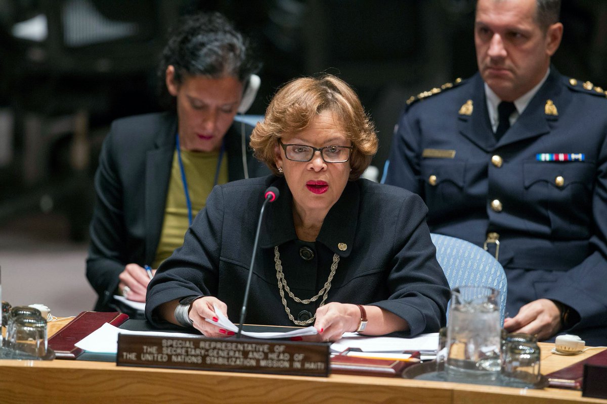 Laila Bokhari LailaBokhari Twitter laila-bokhari-lailabokhari-twitter