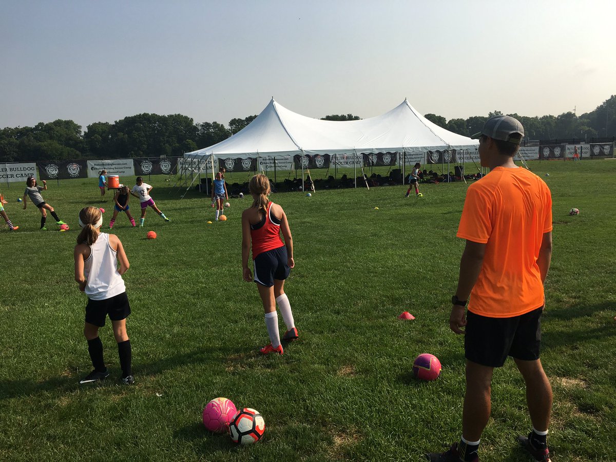 BUSoccerCamp's tweet photo. Our campers are focused on passing today! Smooth. Sharp. Accurate. https://t.co/0cTFoCKyTy