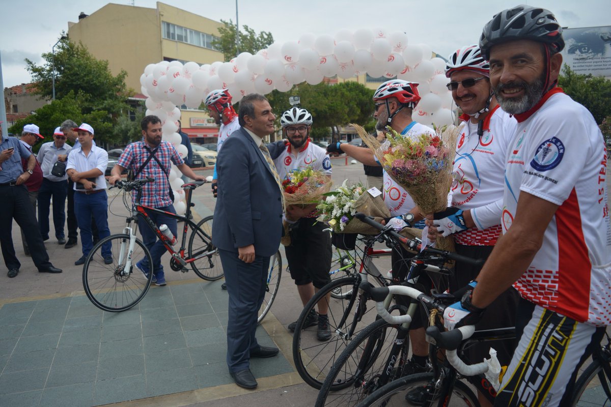 CANAKKALEHSM's tweet photo. Konya Halk Sağlığı Müdürlüğü bisiklet ekibi Çanakkale Eceabat ilçesine ulaşmışlardır. https://t.co/v245yBY4oh