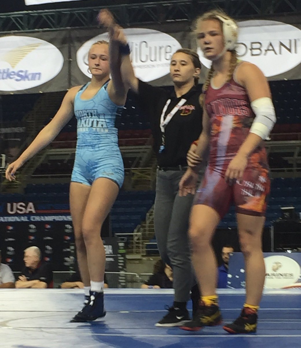 Sophia Smith is going to the finals of the Cadet Women's Nationals!!  She beat Hannah Strauss of Illinois 4-0. @NDHEADLOCK