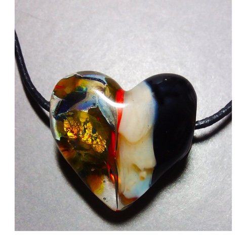 TrinaRindy's tweet photo. NEW LAMPWORK HEART
Available in my Etsy shop or DM me
#lampworkheart #trinarindyglass #reflectioninglass #glassheart https://t.co/9swCVI0Y7G