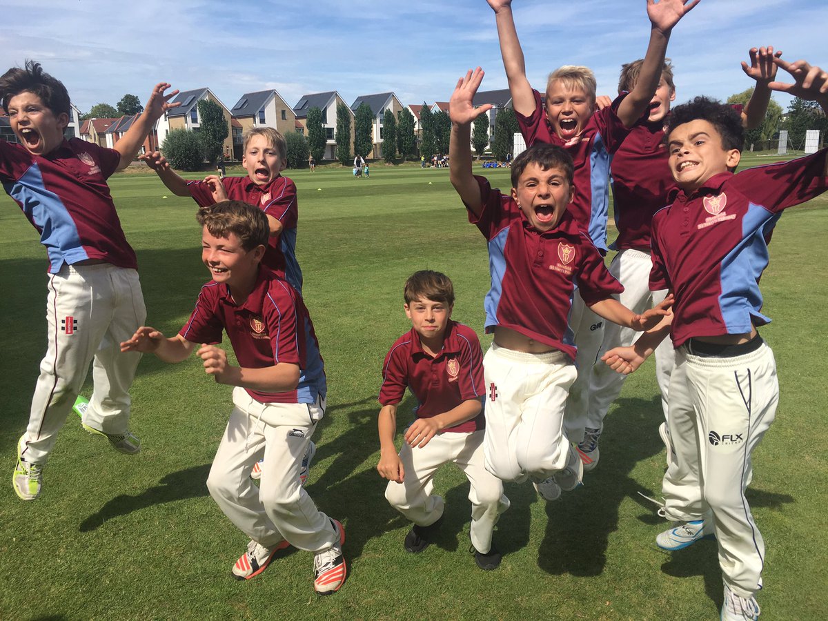 East of England Kwik Cricket CHAMPIONS 2017 Thanks for the opportunity @ssp_shenfield <a href="/EssexCCB/">Essex Cricket in the Community</a> <a href="/StPetersSWeald/">St Peter's CEPrimary</a>