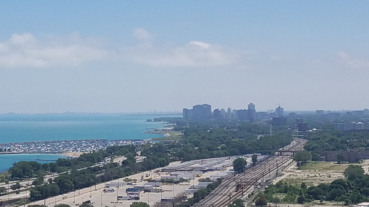 drjflies's tweet photo. #CampusTech in Chicago this week and what a view. My presentation on technology leadership is at 2:30pm in E265. Join me if you can! https://t.co/ghlzFx3Dbt