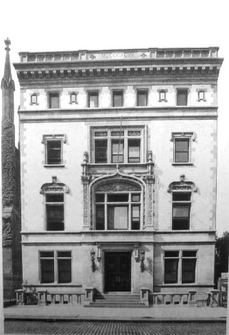 ThisDayInCEHist's tweet photo. 18JUL1918: Ajax Rubber Company leases the #ASCE Society House located at 220 West 57th Street in #NYC, later #Schraffts and #LeesArtShop https://t.co/D8GBm6r2is