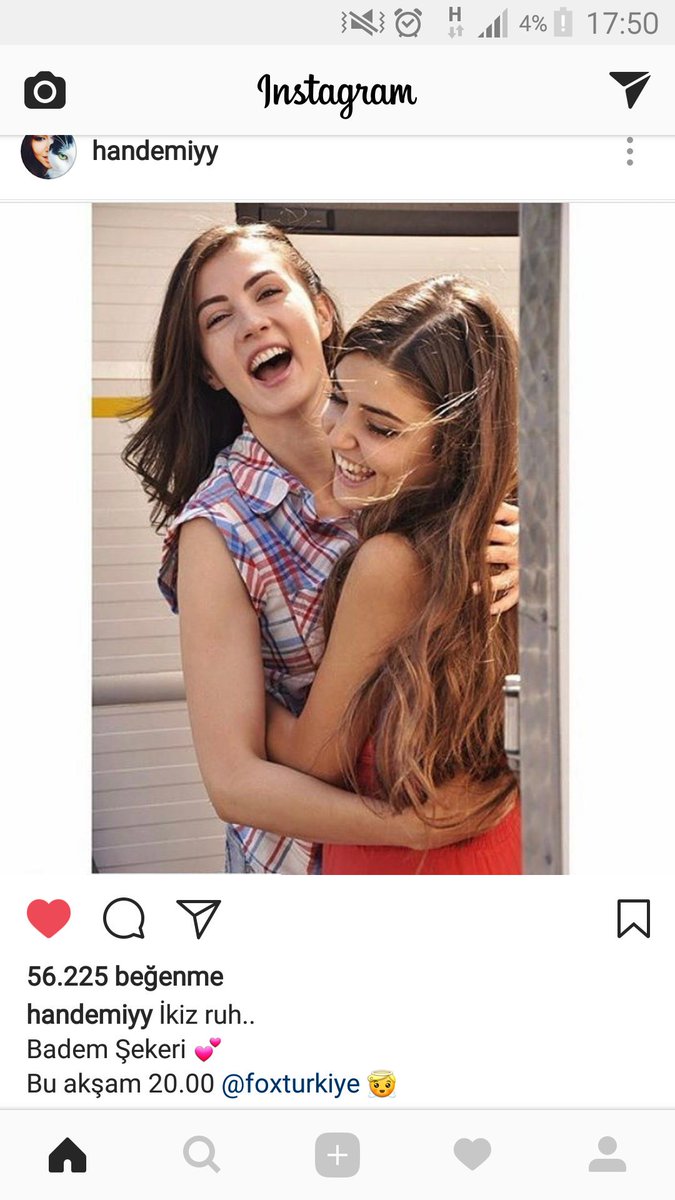 KocBusenur's tweet photo. ❤Kırık ikizler @burcu_ozberk @HandeErcel https://t.co/OjcEAaLqrM