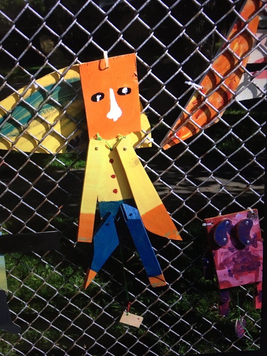 ArtBikersevents's tweet photo. #artbikers will be doing a pop-up #sillyfaces fence day at #ArdmorePark this Wed, July 19 fr 12-4pm #communityart #4csfoundation #hrm #free https://t.co/VQ9RegSFcJ