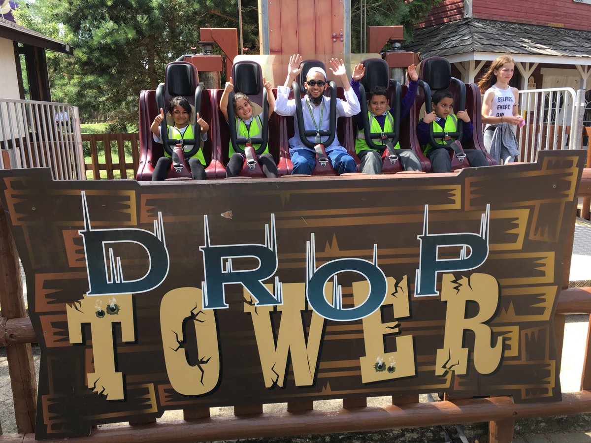 olive_hackney's tweet photo. What a fantastic day! We loved it. #gulliversfun https://t.co/9ocmVMEnAg