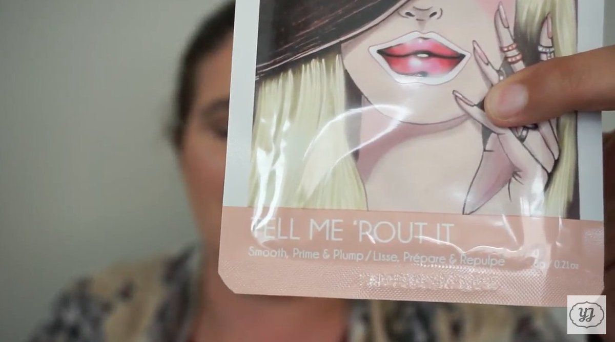 MaskerAide's tweet photo. We see your @topboxca June Unboxings on #YouTube! We hope all you #TopBox babes enjoyed our new #TELLMEPOUTIT Lip Masks 💋💋 https://t.co/ahKVyv8TLC