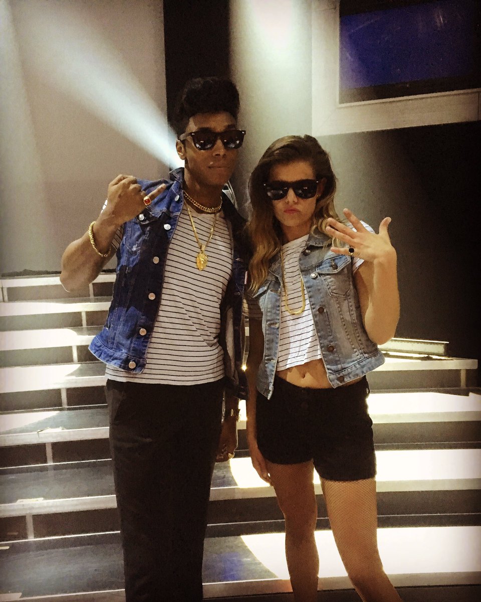 Will the real <a href="/ltsBrunoMars/">Bruno Mars</a> please stand up? #imposters #impersonators