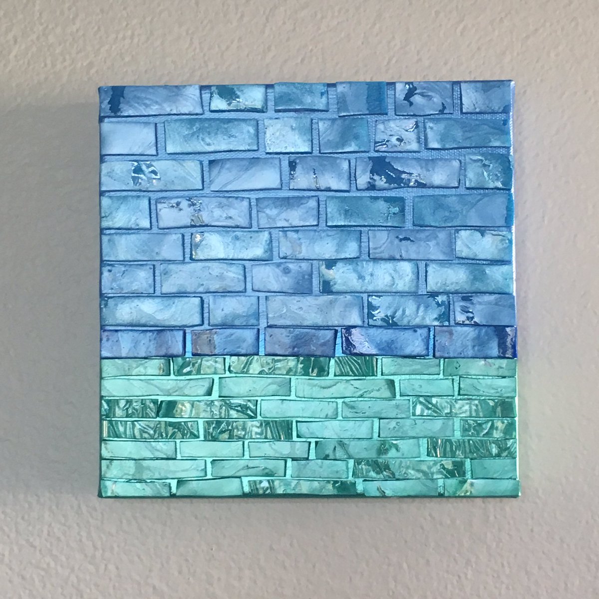 teebeegee63's tweet photo. Productive start to my week! Mosaic DONE. Wings almost done #coachellapalmart #makemosaics #artist #creative https://t.co/f1kGQUDjug
