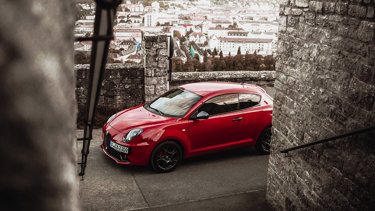 alfa_romeo's tweet photo. .@mximlr captured the beauty of #Mito from a wonderful viewpoint. Share yours with #AlfaLovers.
#LaMeccanicaDelleEmozioni https://t.co/vwU1ndnBRQ