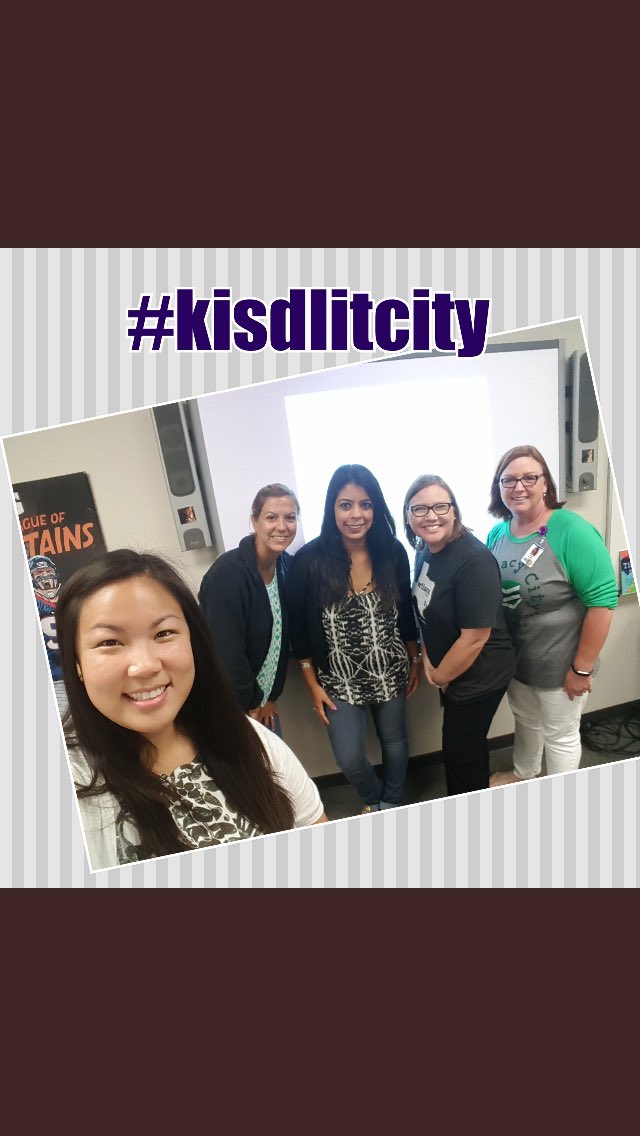 SBoiarsky's tweet photo. #kisdlitcity look who walked into my session this morning for Growing Teacher Leaders! #readytogrow #wantTomakeADifference https://t.co/bnBXq5RAzE