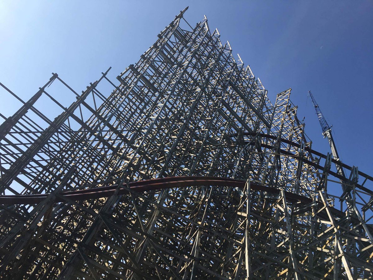 Coastercrew's tweet photo. Whose coming? #MeanStreak @cedarpoint https://t.co/mdfVhx50GY
