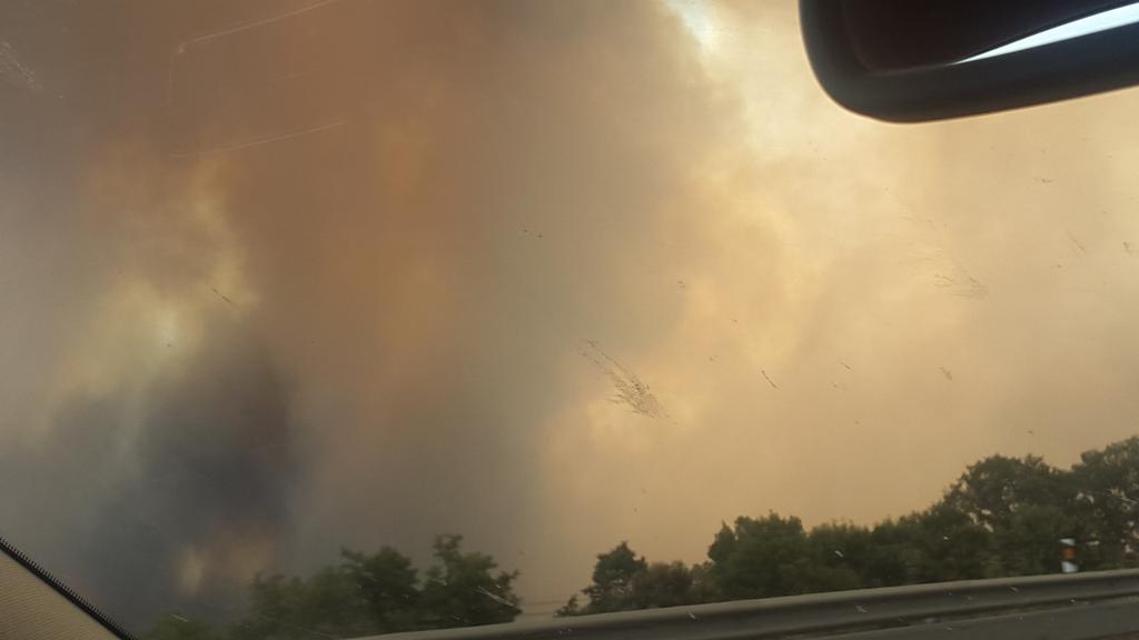 3QUEL's tweet photo. #indendio #Portugal carretera A25 Entrando desde españa. https://t.co/MHAjo4A21W