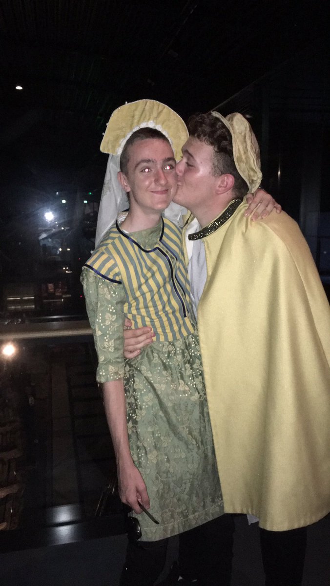 BDOWestwood's tweet photo. #BDO2017 #Raleigh #Bromance #Almostpunchandjudy https://t.co/aU65lTXi78