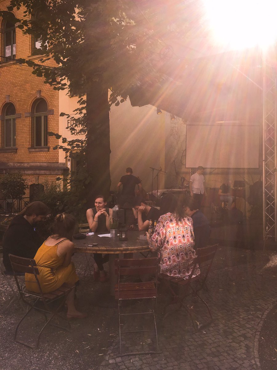 Himmlisches Berlin - heute bei Kesselhaus Acoustics mit @NosoyoMusic &amp; KLAN.. #berlin