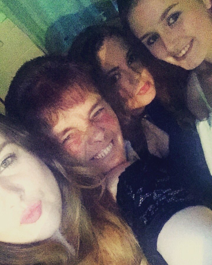 Gemlbarnes's tweet photo. Throw back... #birthday #party #predrinks 🍹 https://t.co/bthtt16hz6