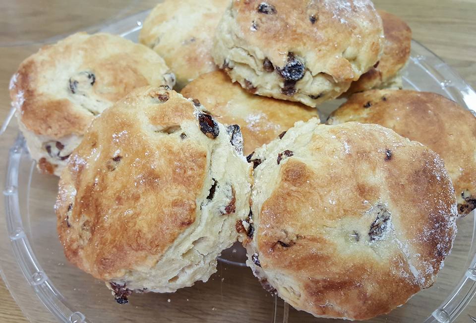 PlantBasedExmth's tweet photo. Our beautiful fruit scones, served with strawberry jam and our very own homemade oat  cream... and a pot of tea if you fancy going all out! https://t.co/eYJId4Hqwe