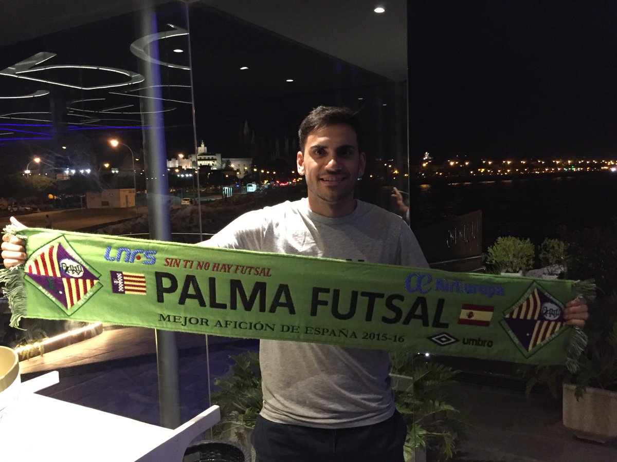 .<a href="/DiegoQuintela23/">D.Quintela</a> llega a Palma y mañana será presentado. Ahora cena en el <a href="/VaraderoPalma/">VaraderoCaféPalma</a> conociendo un rincón único palmafutsal.com/diego-quintela…