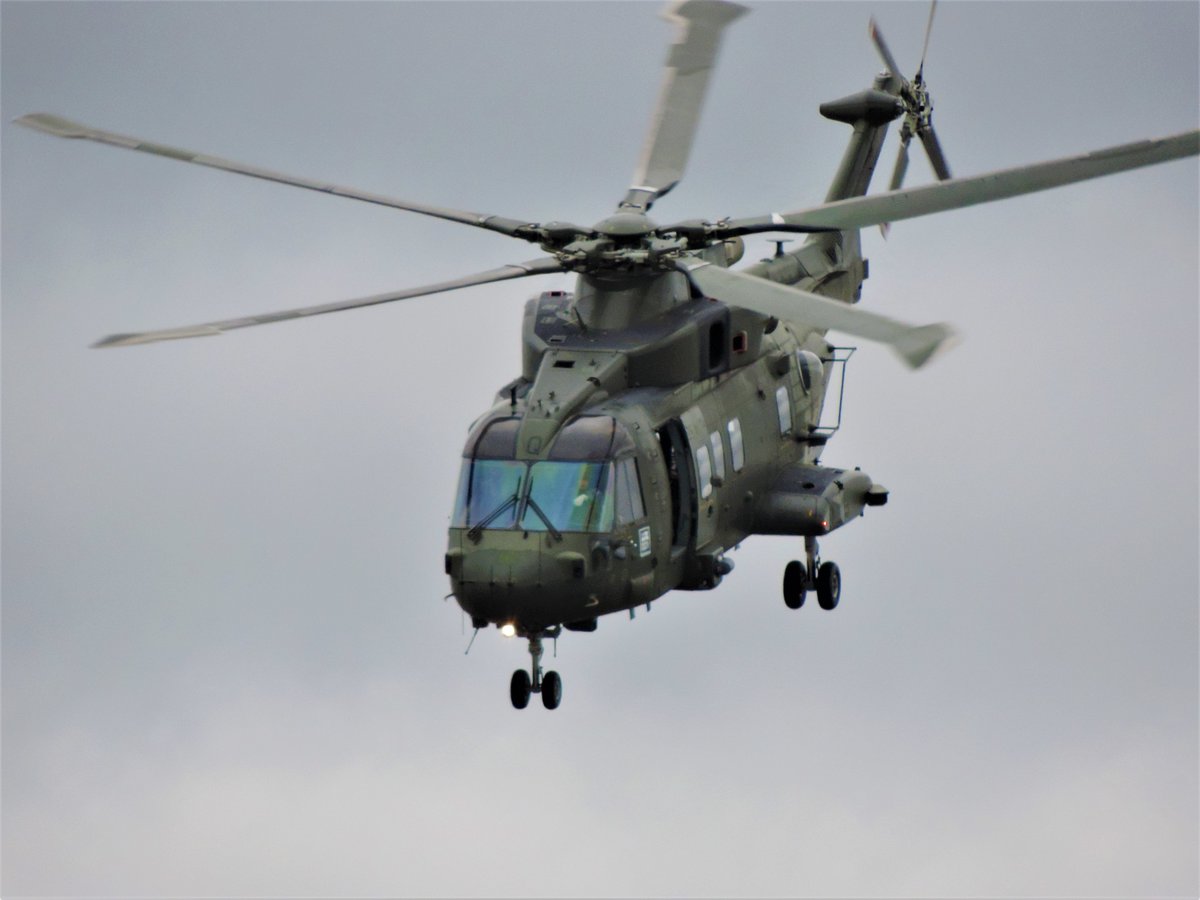 AGP10's tweet photo. Captain Jackson requesting permission to land... #SilverstoneGP https://t.co/FCGjXggYCg