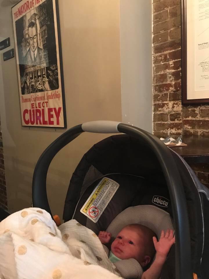 HeyRatty's tweet photo. Millie enjoyed her first visit to @jmCurleyBar and held a rollicking off the record conversation w/ handpicked #mapoli reporters https://t.co/jxMUuojXvr