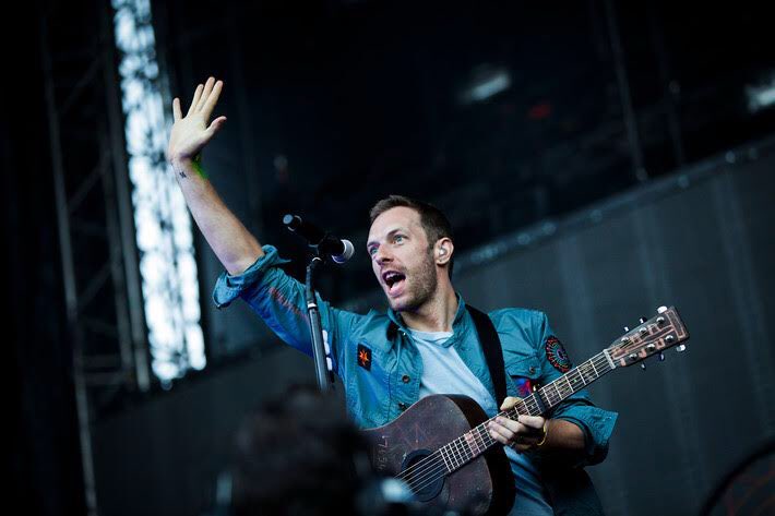 coldplayswefans's tweet photo. 🖐🏻 @coldplay #chrismartin #myloxyloto Picture from 28th of June 2011 in Gothenburg https://t.co/vBcZPhQY2y