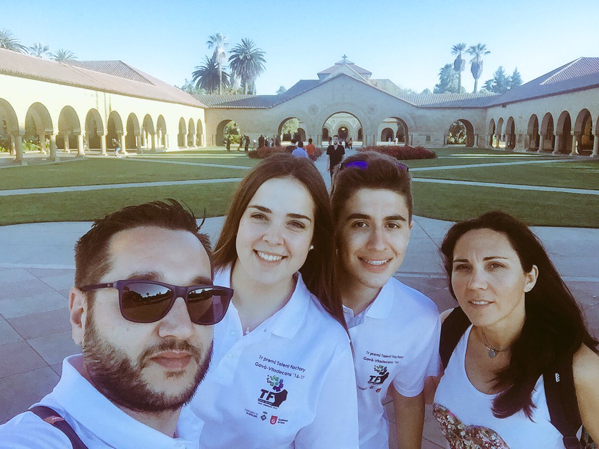 TFtalentfactory's tweet photo. @Stanford con @PauCuesta7 y @carleenss_ #TalentFactory2017 @AjuntamentGava @AjuntamentGava #gava #viladecans https://t.co/m25N5wsIVu
