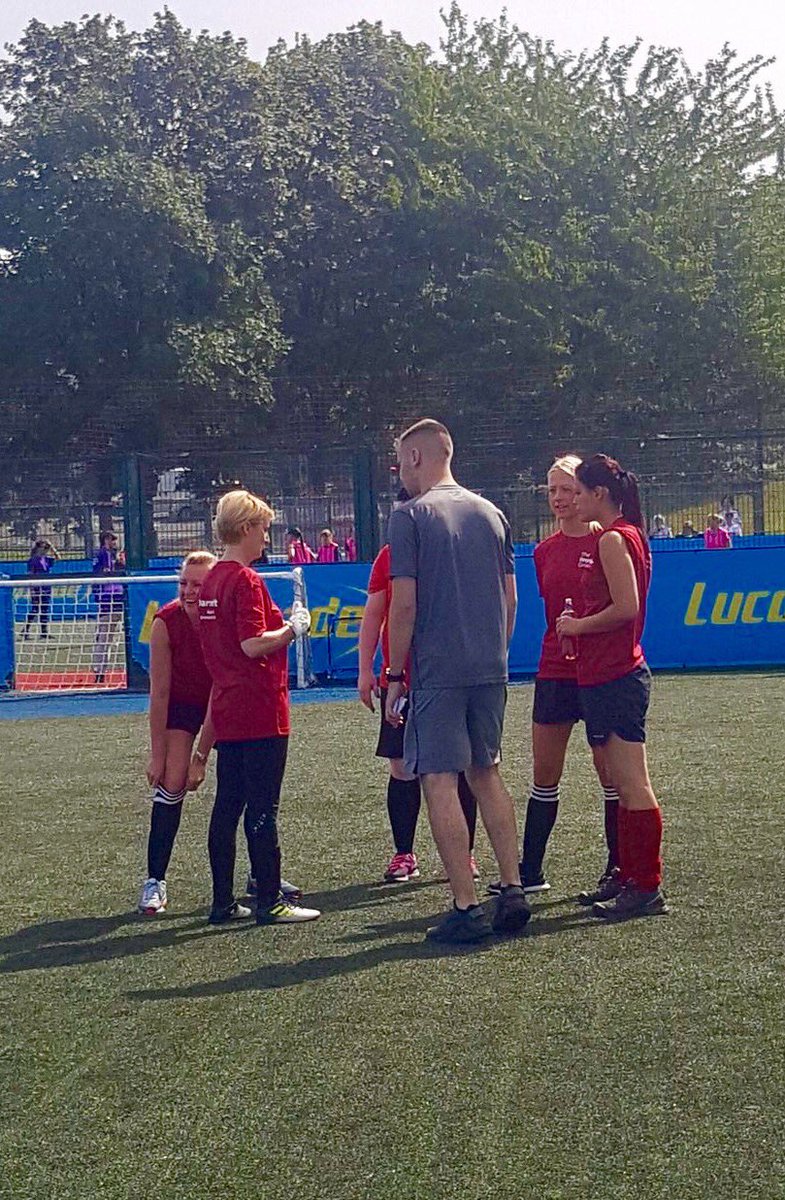 LivHomelessFC's tweet photo. big thanks to all agencies who supported the #WADAC2017 today @TheRegendaGroup @ChoirwithNoName lpool @BlackburneHouse @SRTRC_England https://t.co/ojkLTZTprN