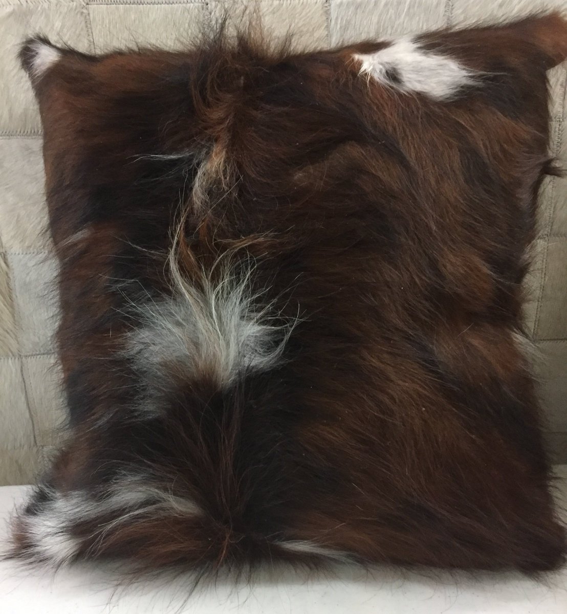 CowhideTXStore's tweet image. 18"x18" Cowhide Pillow on Sale visit etsy.com/shop/CowhideTe… #Cowhide #Cowhidepillow @CowhideTXStore