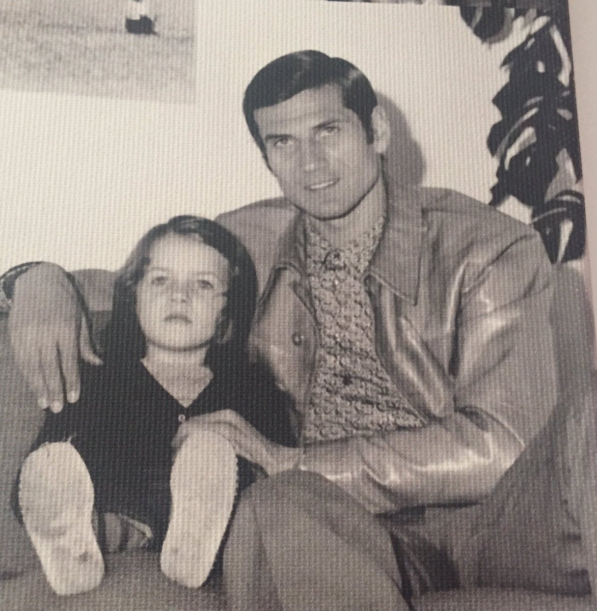 Anche se non sei più qui so che c’è un sottile filo che lega la nostra anima per sempre. Auguri, papà! ❤️