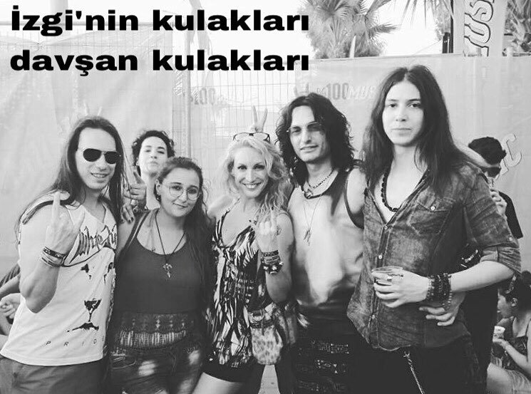 TheMadcapRocks's tweet photo. 🐰🐰🐰🐰 #kgf2017 https://t.co/p8t6rOPKBA https://t.co/shbelx0RrO
