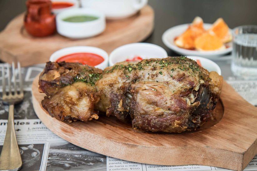 PedregalaMx's tweet image. Ya es martes y se vale decir #AndoConGanas de un buen chamorro. Los esperamos para comer. #PDGL #CantinaPanorámica