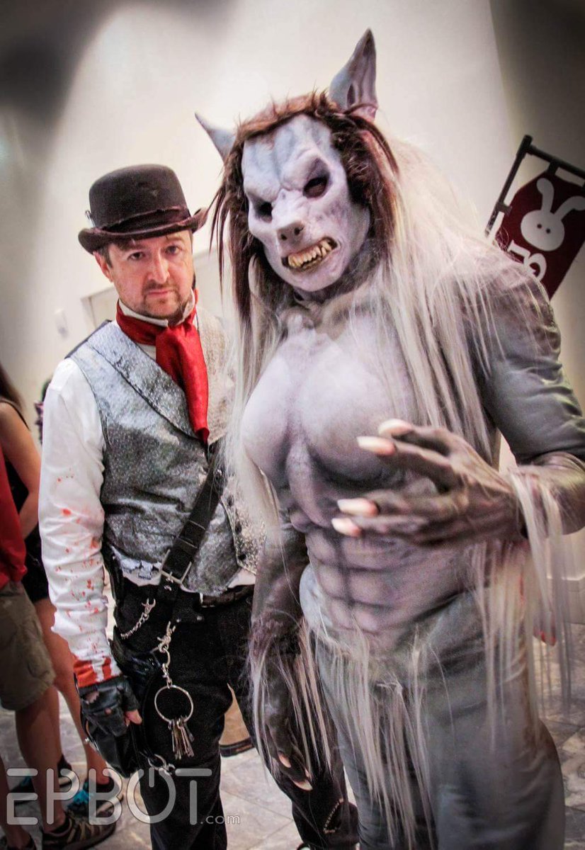 Last year I made the most ambitious costume I have ever tackled but it was a dream costume of mine. #werewolf #monstergirl #DragonCon2016