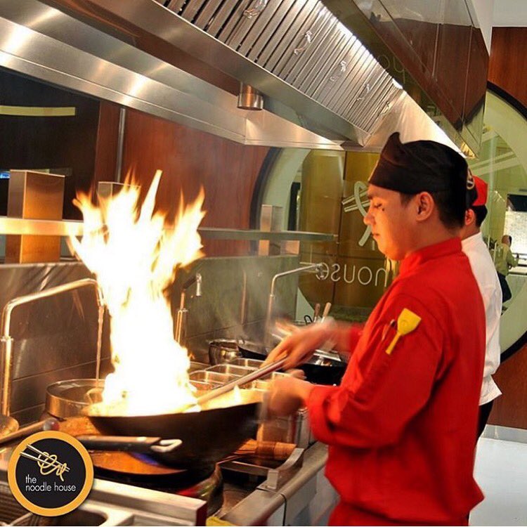 TNHSAUDI's tweet photo. Come to the house of the Noodles 🌼  ندعوك الى بيت النودل #نودل_هاوس #Tnhsaudi https://t.co/BwhwC8XP6L