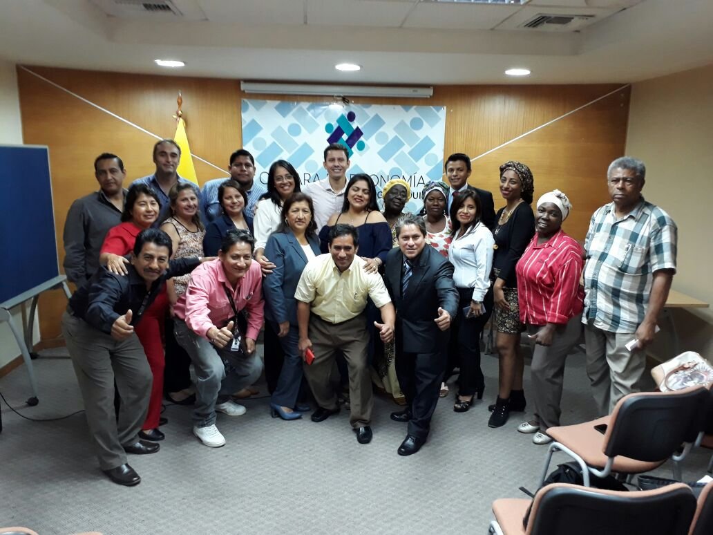 ConfedEPS_Ec's tweet photo. Junto a nuestros compañeros de las Cámaras provinciales dimos a conocer la nueva estructura que tenemos en la #Conaceps https://t.co/yYafm7rn3M