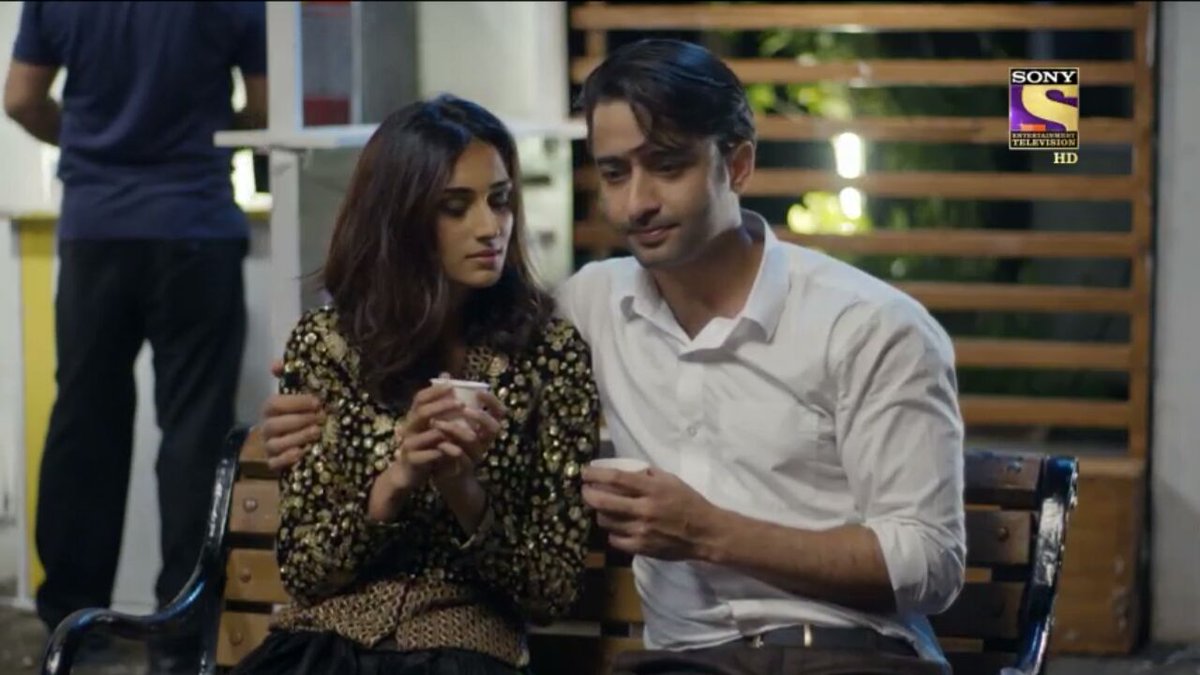 Them😍😍🔥🔥 coffee date
#KRPKAB #KuchRangPyarKeAiseBhi <a href="/Shaheer_S/">Shaheer Sheikh</a> <a href="/IamEJF/">Erica J Fernandes</a> @MamtaYPatnaik @YashAPatnaik <a href="/BeyondDreamsEnt/">Beyond Originals</a>