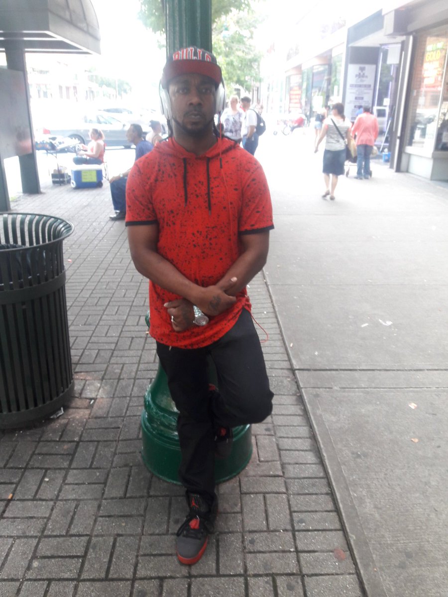 BOSSBUSINESS21's tweet photo. U already sno. On my Brooklyn ish https://t.co/HmO5a6iowk