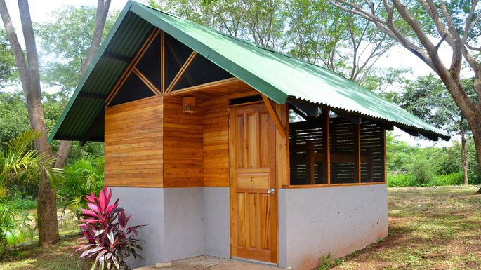 realtordotcom's tweet photo. So you want to build a tiny house? Find out where you should do it—and how small is too small. 
https://t.co/QiRcPs6YGX https://t.co/domAKw4fns