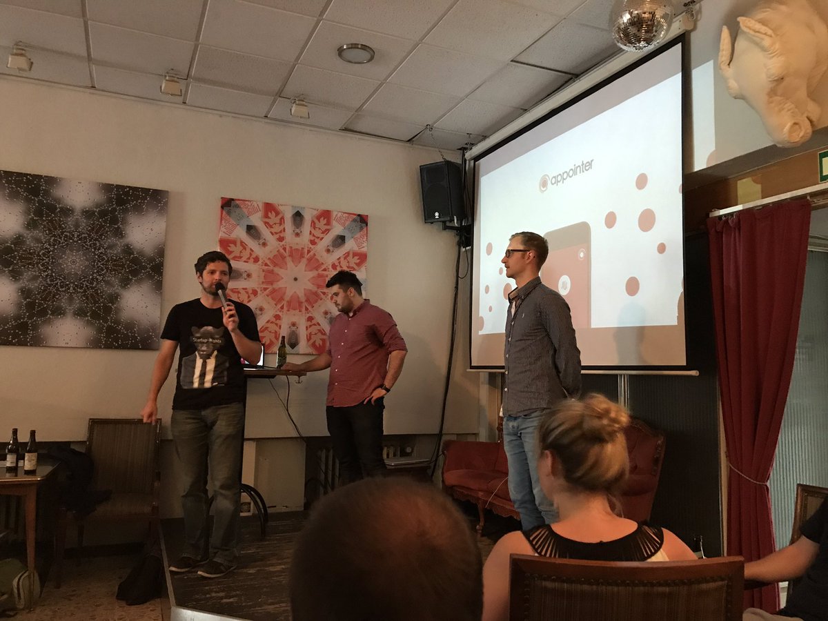 Pitch von appointer auf der Startup Nights Münster des Digital Hub Münsterland