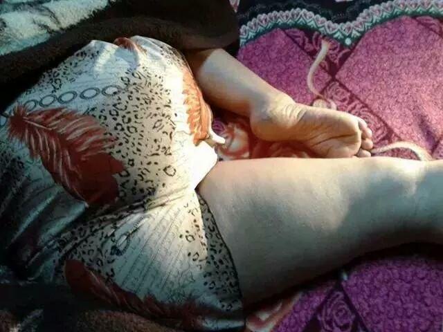 Atrafsm10's tweet photo. @duot_noof  المواقف العفوية مع المحارم 
فضفضة محارم الآن من يبي أو تبي 
KIK/ MHAREMSLAM #محارم_امهات #تجسس_على_اهلك https://t.co/tVSWJ57y0x