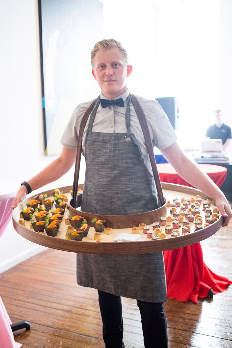 MybleuEvents's tweet image. The @randall_gallery perfectly complemented our works of #edibleart at last night's @WeddingWire networking event: bit.ly/2vf7AM5