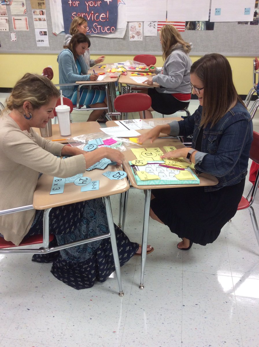 CLkedenfield's tweet photo. Engaging in K-2 Centers in St. Louis. Love the excitement in the room! #longlivemath #AddItUp17 https://t.co/YSq379DRBO