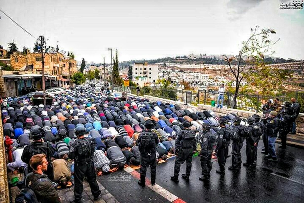 İsrail zalimdir.  #FreeQuds