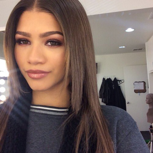 adoringkerry's tweet photo. Zendaya is goals https://t.co/of55l2oabW